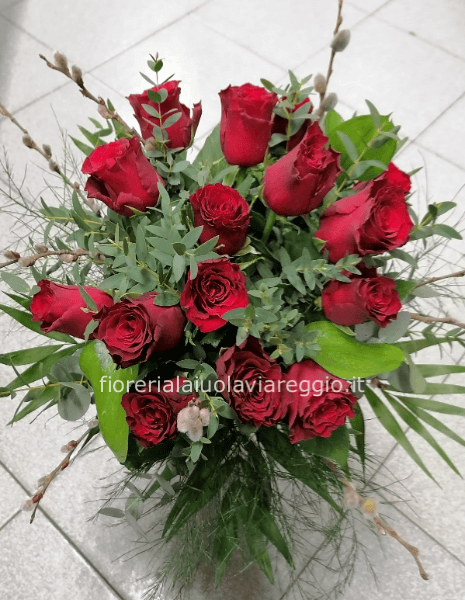 Bouquet con 12rosine rosse